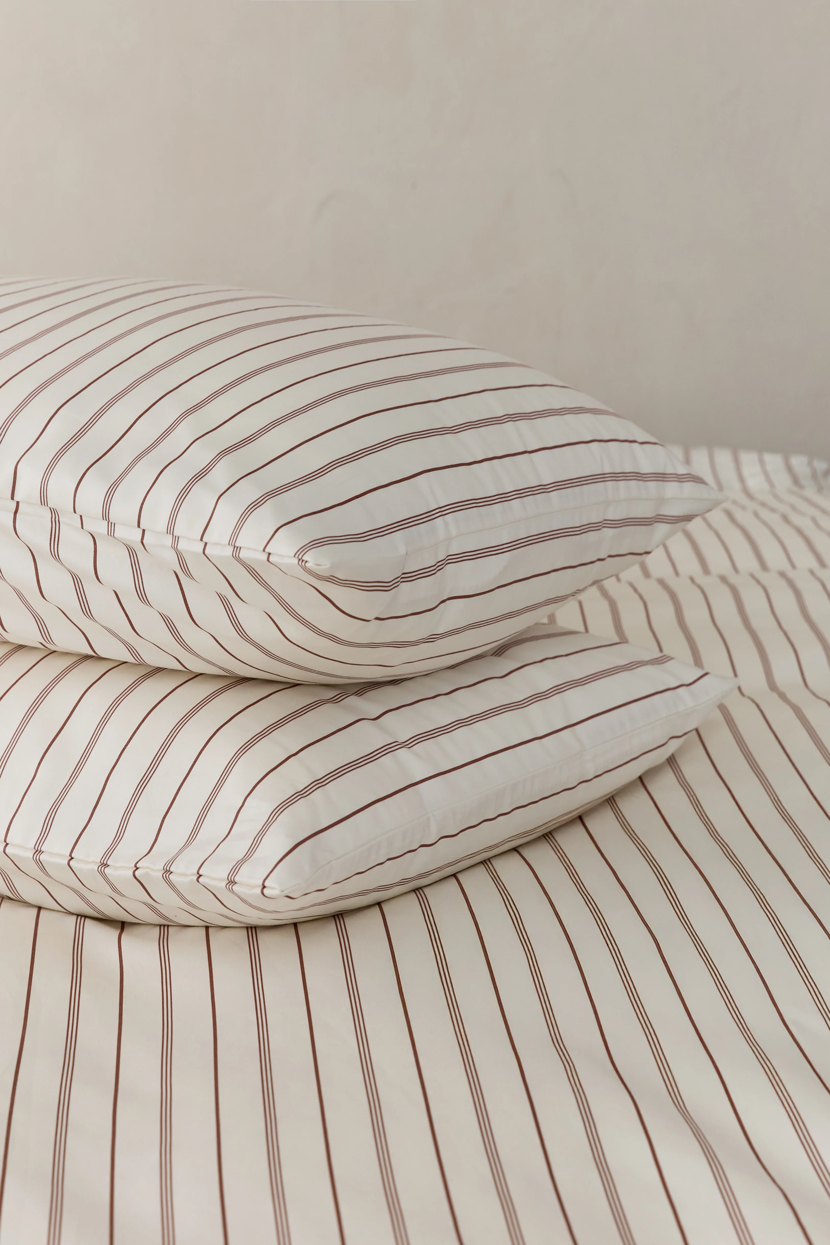 סט מצעי סאטן 500 Hazelnut Stripes - Image 5